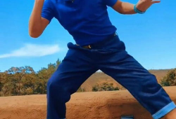 孙兴年轻照片,从青涩少年到璀璨明星的蜕变之路